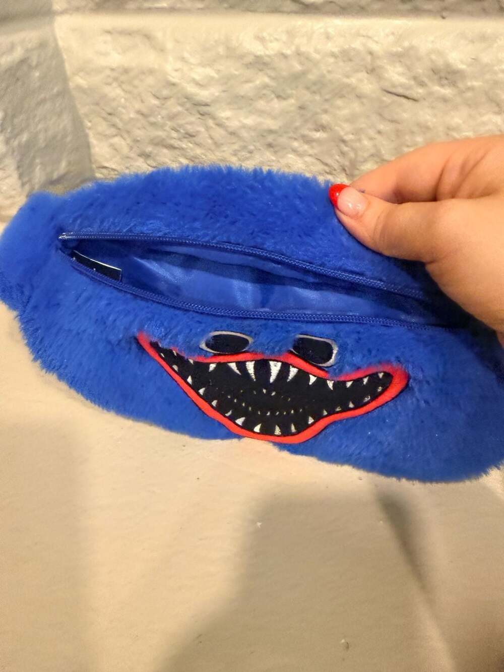 Poppy Playtime Huggy Wuggy Plush Waist Bag Fanny Pack - Picture 3 of 6